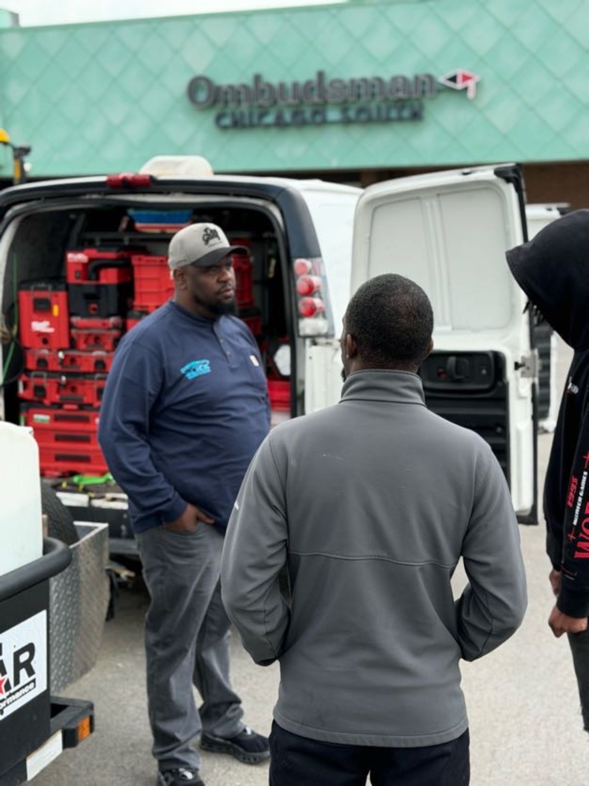 Slick Mobile Detailing discussing equipment and services